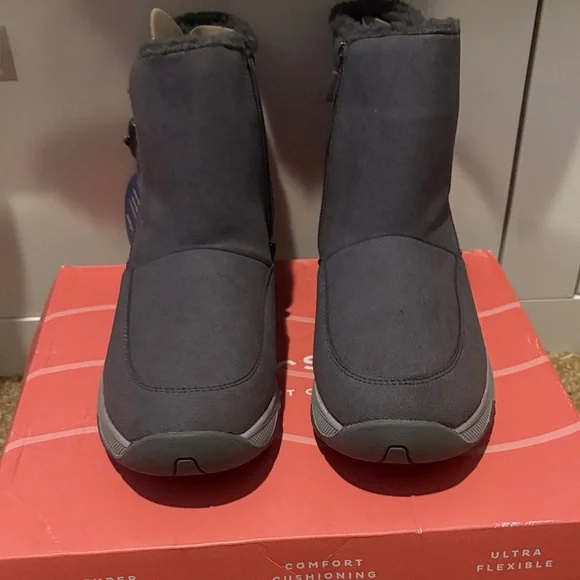 Easy Spirit Tyme2 ankle boots - Picture 5 of 12